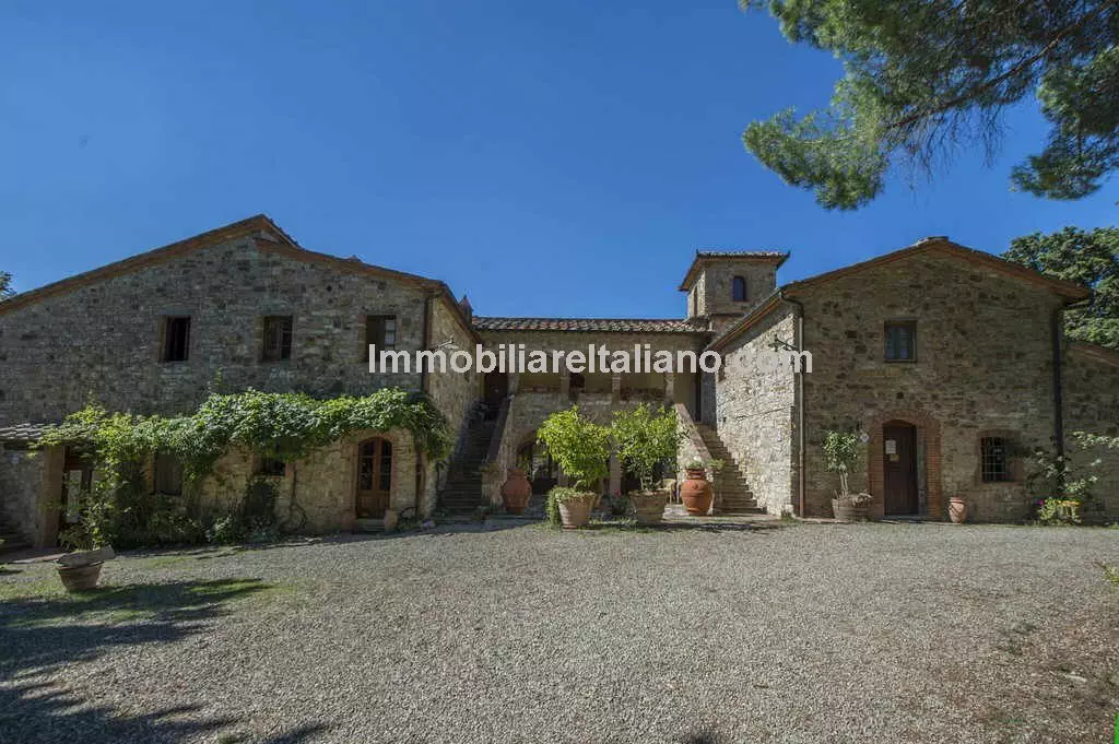 Business for sale in Tuscany Italy