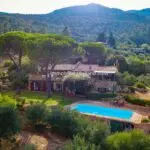Tuscan property with seaviews and pool