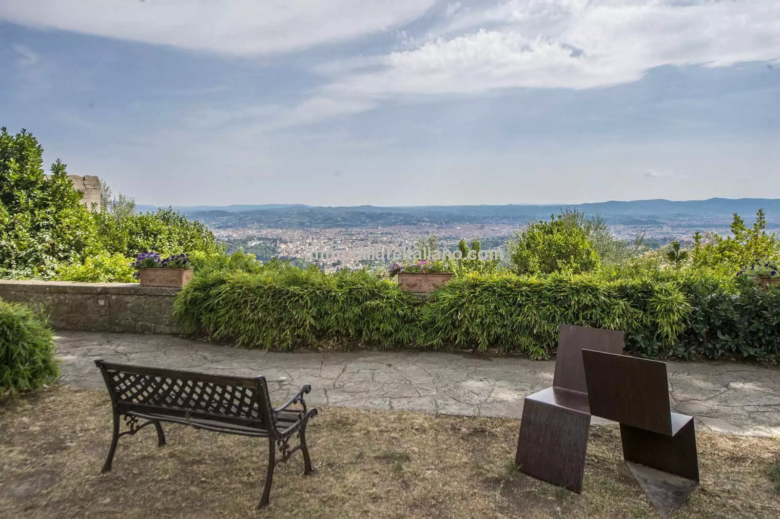 Florence Tuscany luxury accommodation business