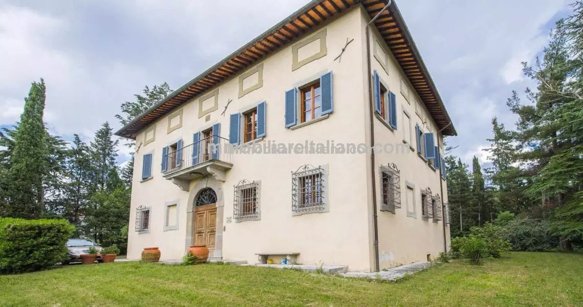 Tuscan Villa For Sale