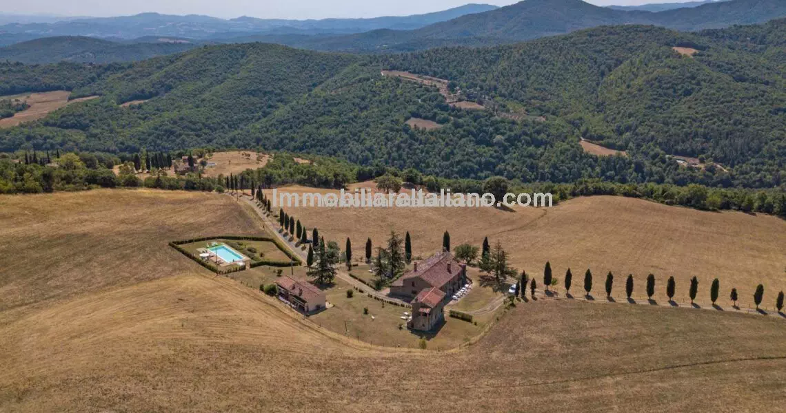 Farm in Tuscany