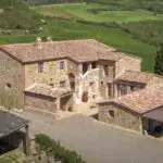 View of Italian farmhouse