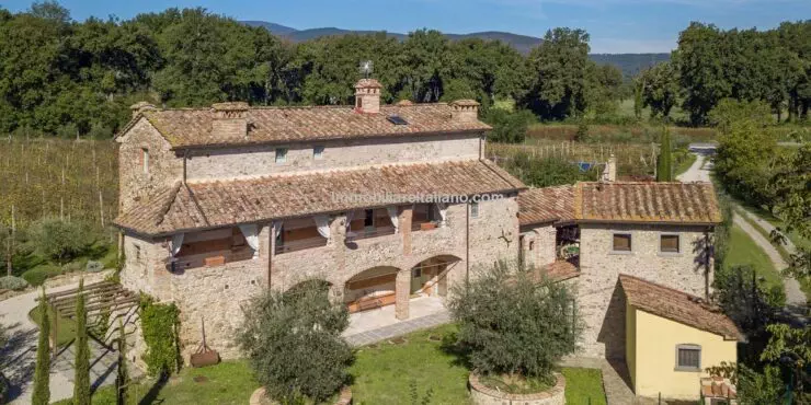 Country house for sale in Tuscany
