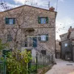 External view of cheap Tuscan home for sale near Caprese Michelangelo