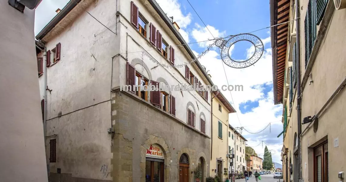Townhouse in Sansepolcro Tuscany
