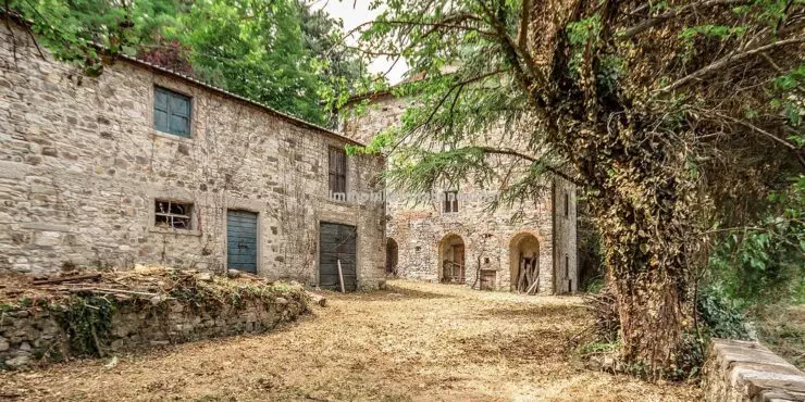 Tuscany country house
