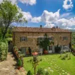 External view of lovely Tuscan home