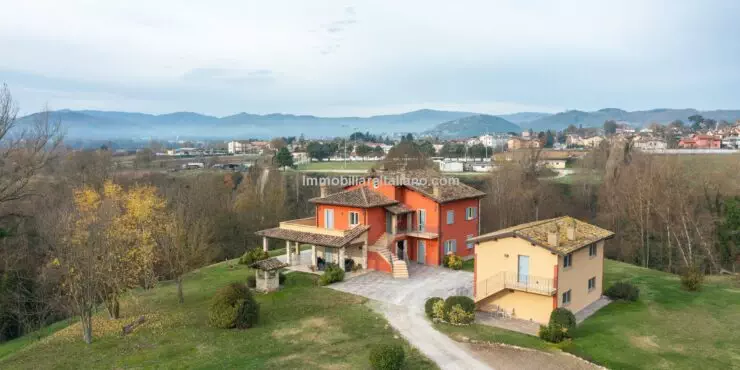 Large Villa in Umbria
