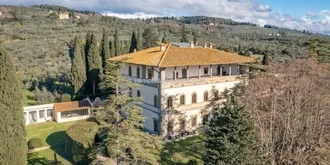 Spacious Florence Villa